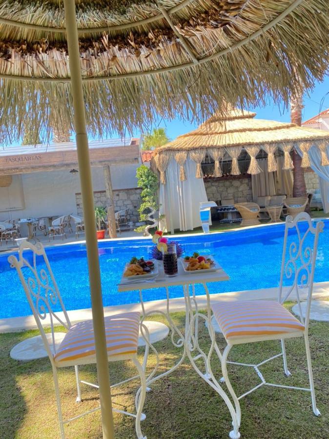 Tasquartas Otel Alaçatı Buitenkant foto