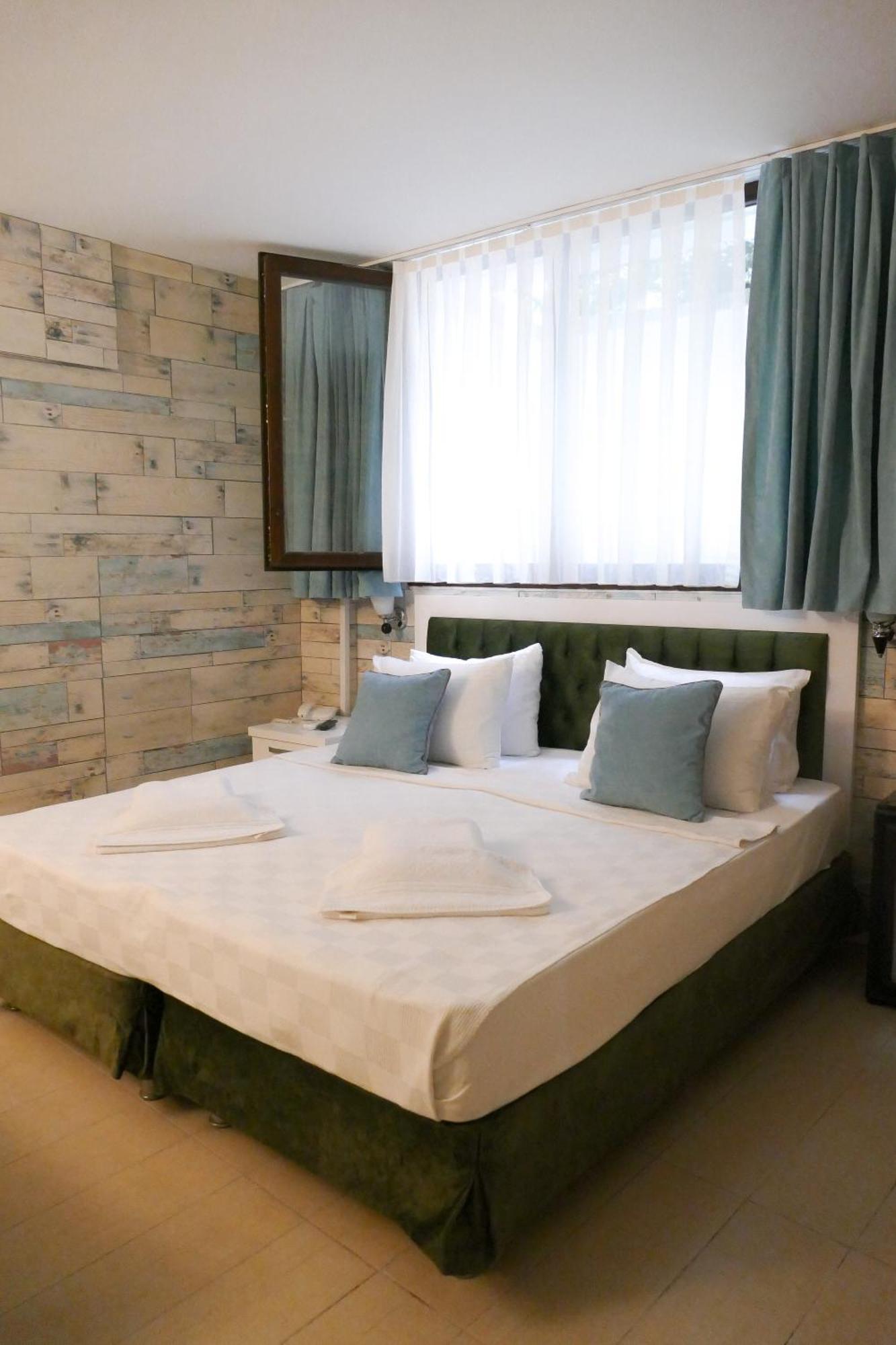 Tasquartas Otel Alaçatı Buitenkant foto